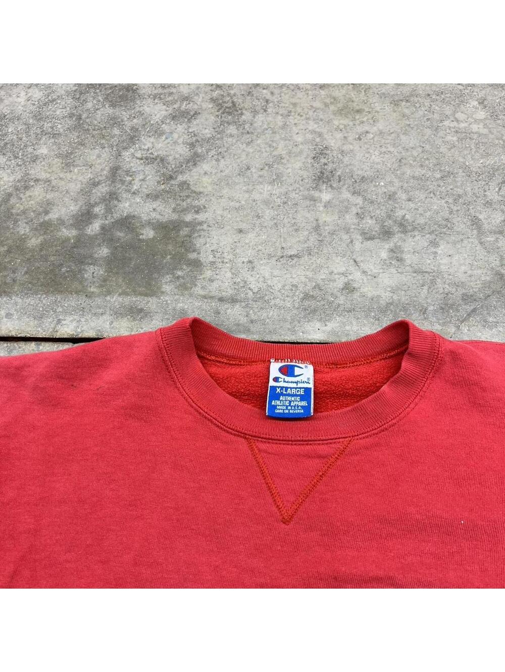 vintage champion made in usa red small logo crewneck size xl - Picture 5 of 6